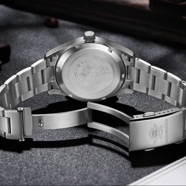 Luxurious Men'S Automatic Watch NH35A Mechanical Watch Sapphire Glass 200M Waterproof Analog Luminous Watches AD2048