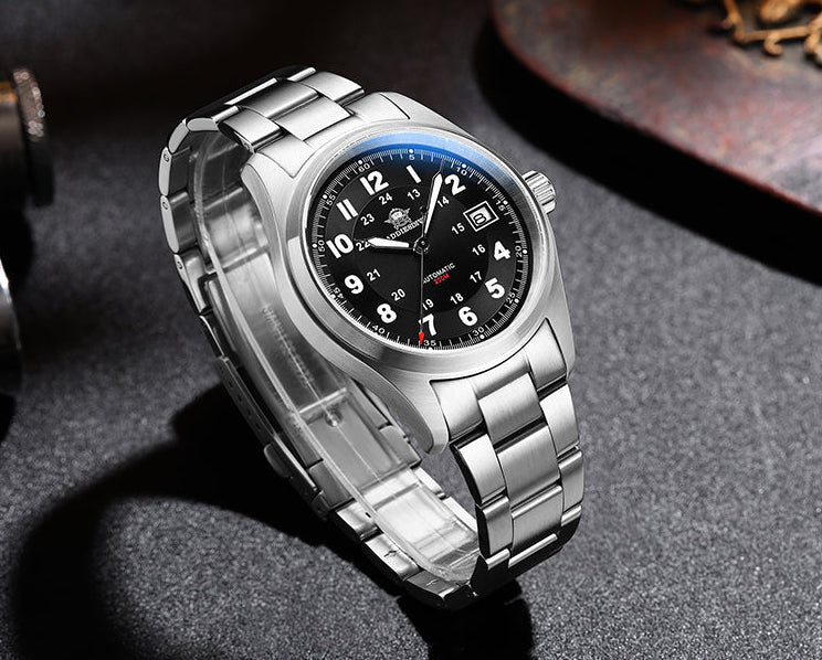 Montre de Luxe FieldMaster 2048 pour homme – La montre automatique pensée pour l’aventure